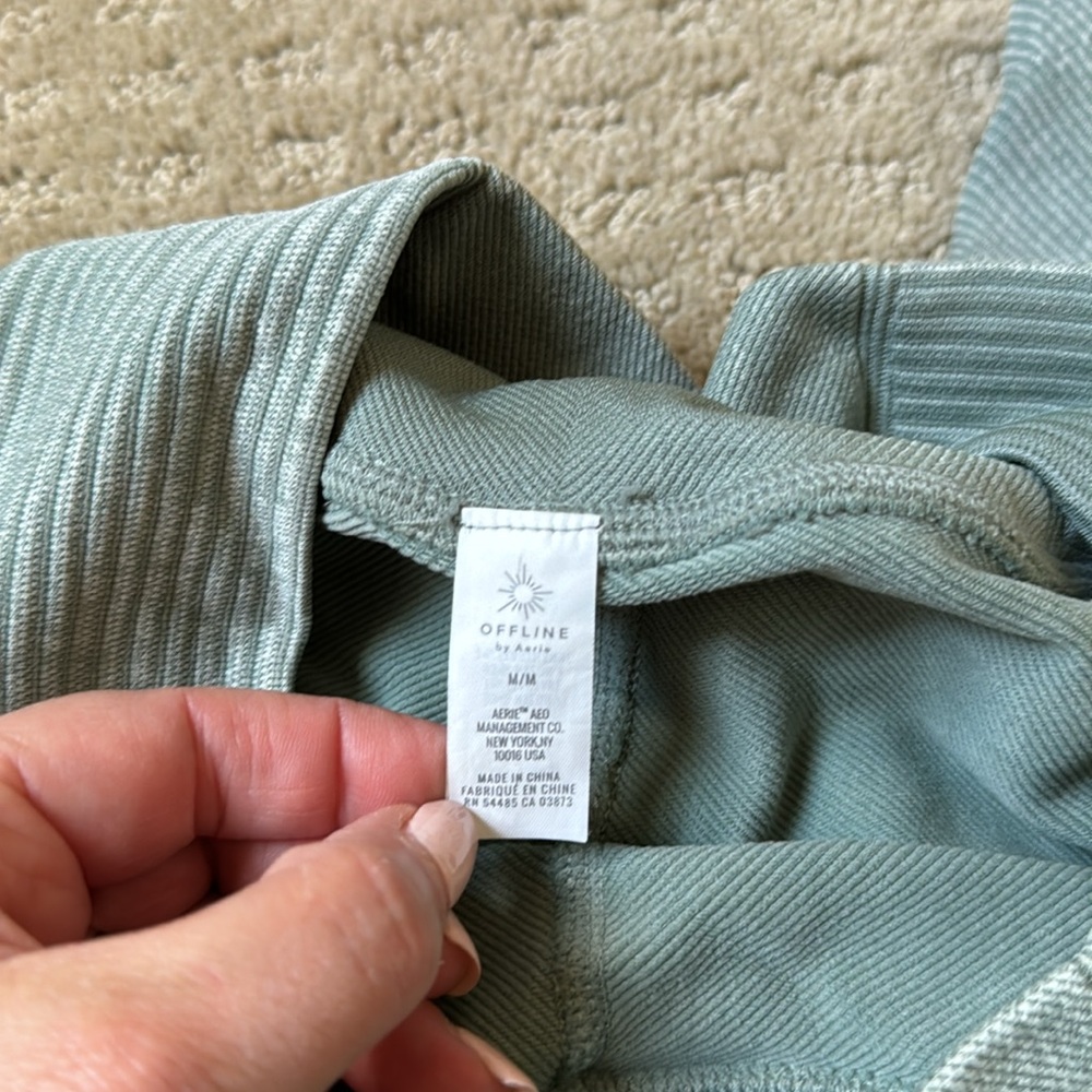 Offline by Aerie compression legging - Picture 3 of 3